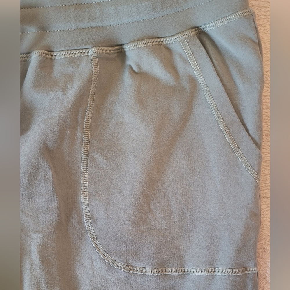 Women's ZYIA Muted Moss Unwind Joggers - Picture 7 of 7
